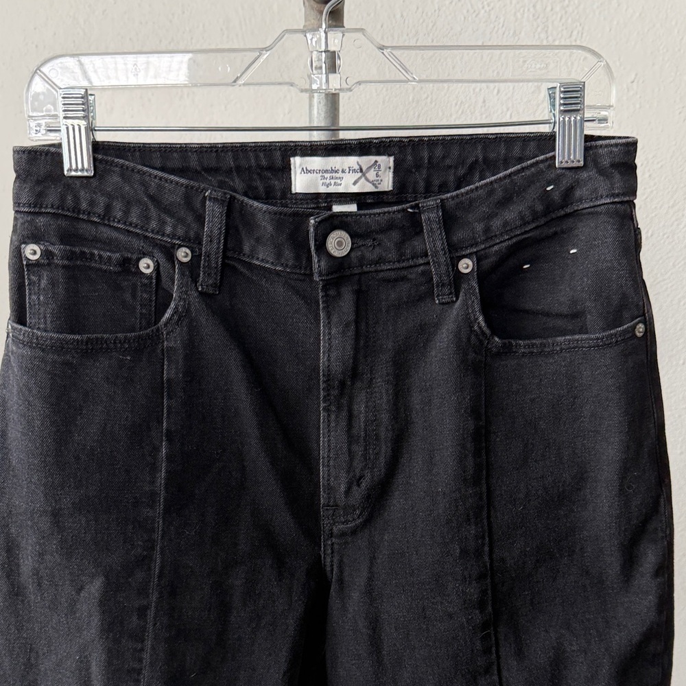 Abercrombie & Fitch Skinny High Rise Jeans Size 28/6L